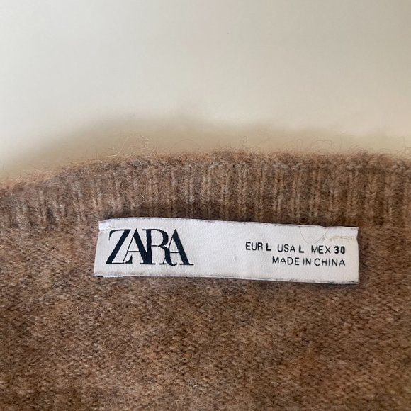 Zara Knit Crop Top - Picture 3 of 3